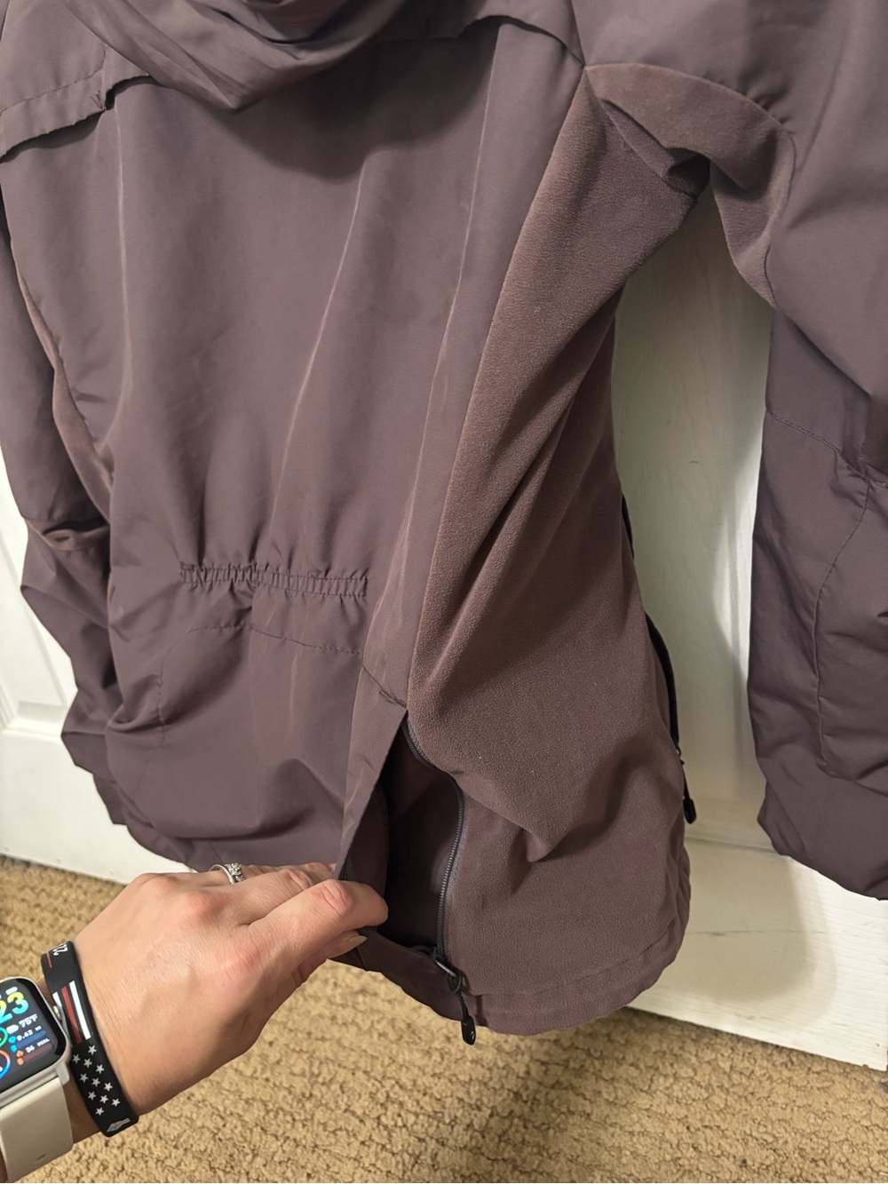 Women’s Lightweight Hooded Jacket - Picture 4 of 4